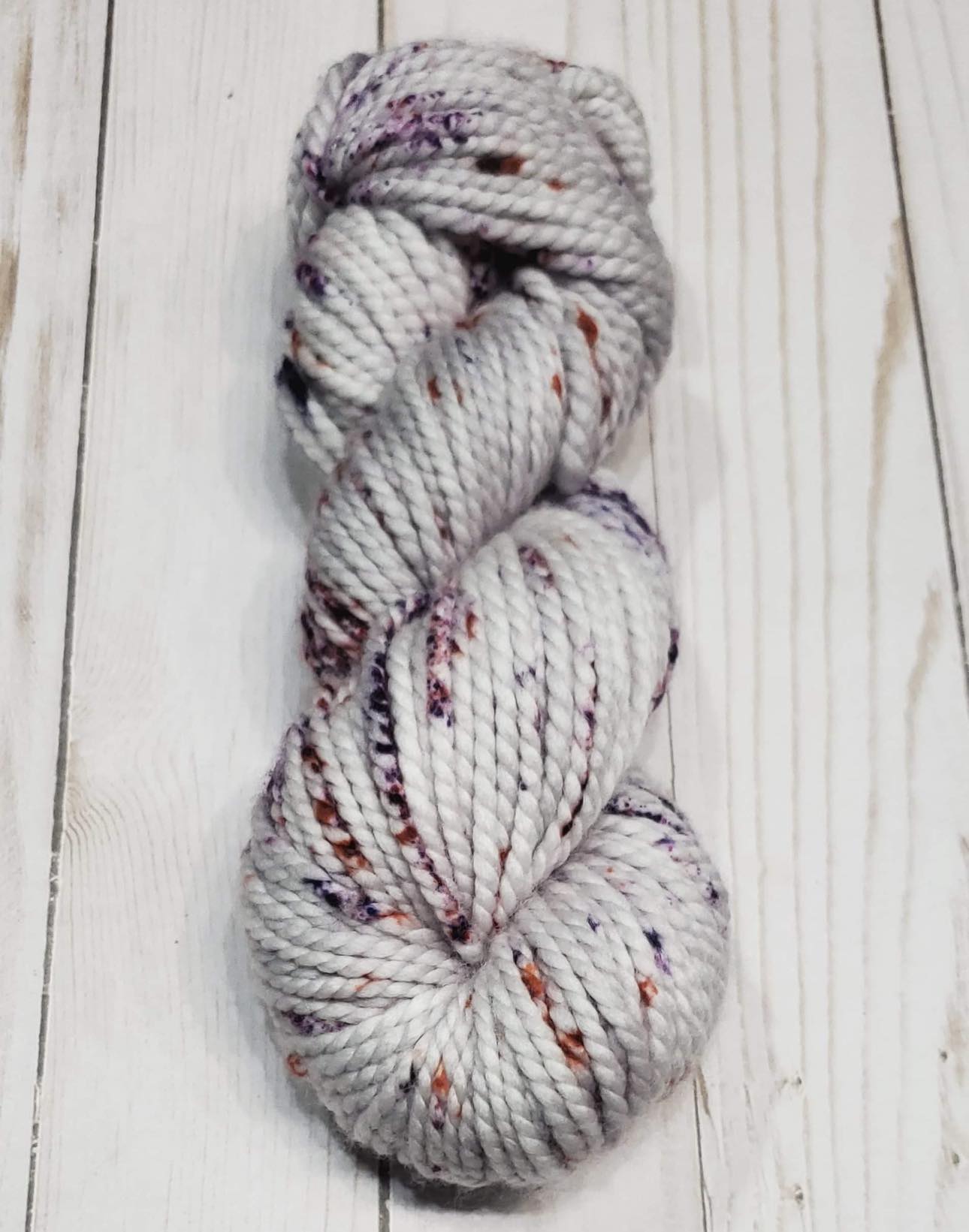 Floreciendo En La Ceniza - Dye to Order