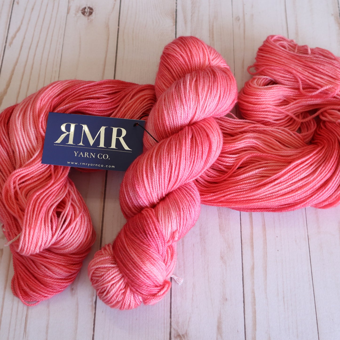 Mi Salmón Brincó - Dye To Order