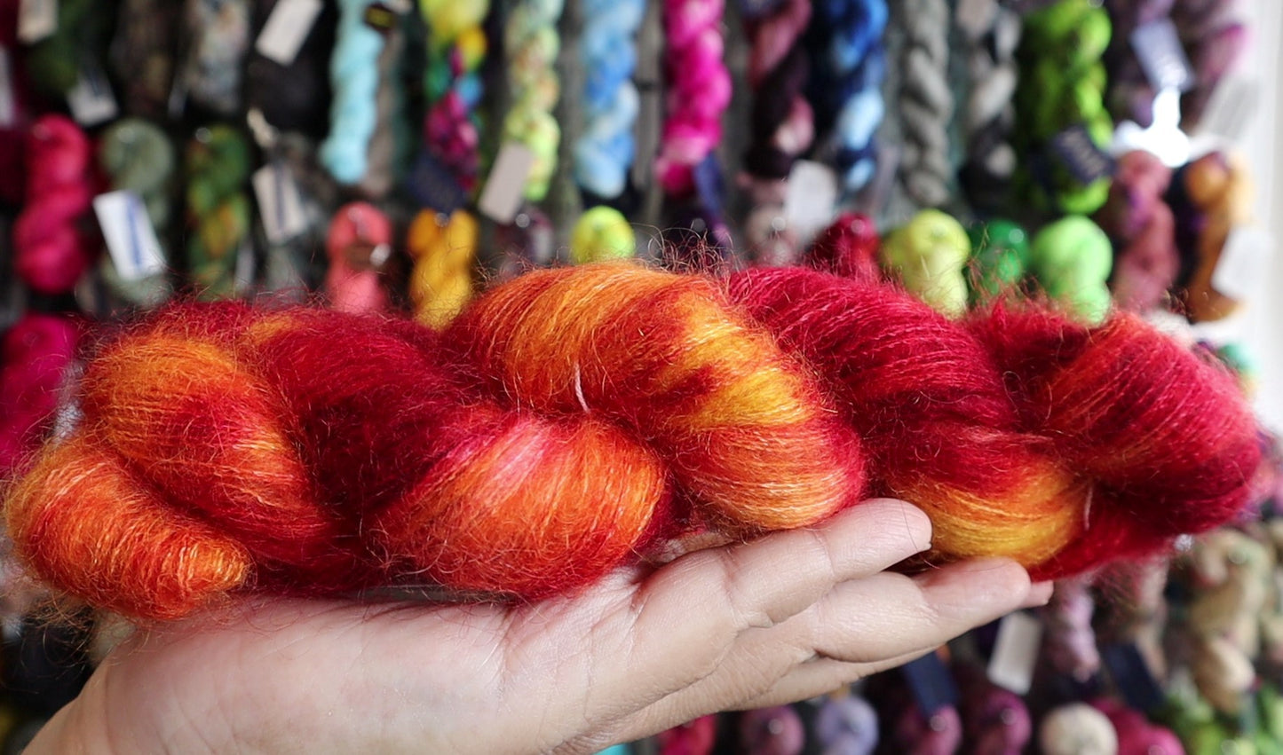 Tulipanes - Dye to Order