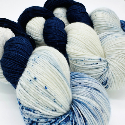 Con Un Lazo - Dye To Order